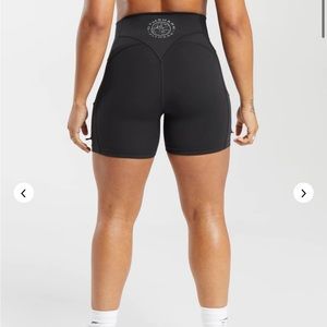 Gym shark legacy shorts (new never worn)